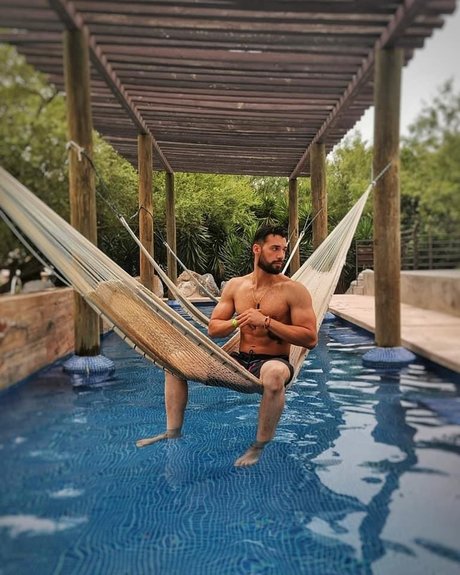 Foto nua vazada do OnlyFans de Remy Ramrez