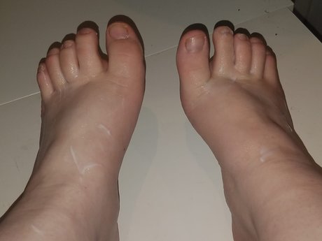 Alasti lekkinud OnlyFans-i pilt Nixie