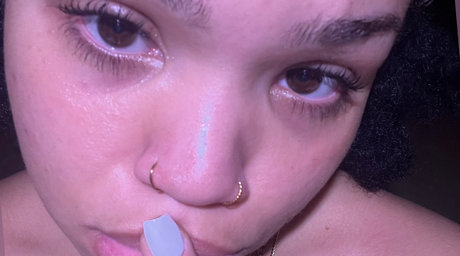 Nahá fotka uniklých OnlyFans od A