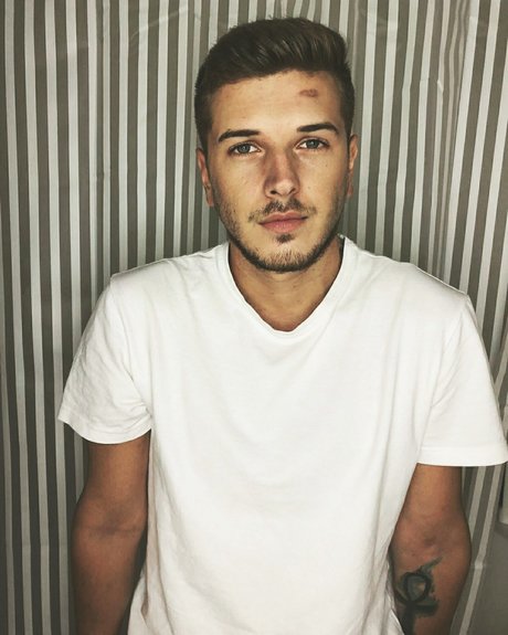 Naken läckt OnlyFans-bild av Ronin