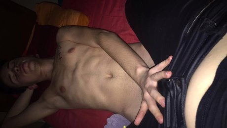 Naken läckt OnlyFans-bild av Osvaldo Peter