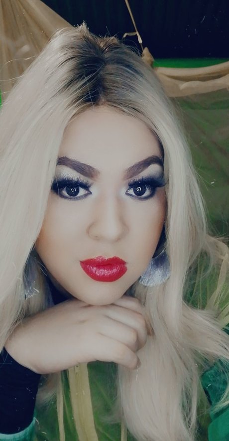 Naken läckt OnlyFans-bild av Oriana Marzoli