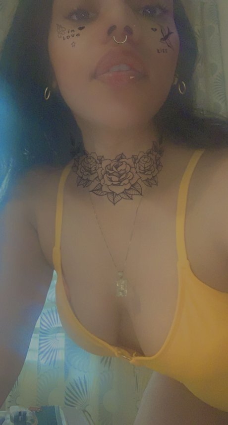 Nahá fotka uniklých OnlyFans od Agee