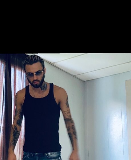 Обнаженная фотография утечки OnlyFans от Italian Fyp
