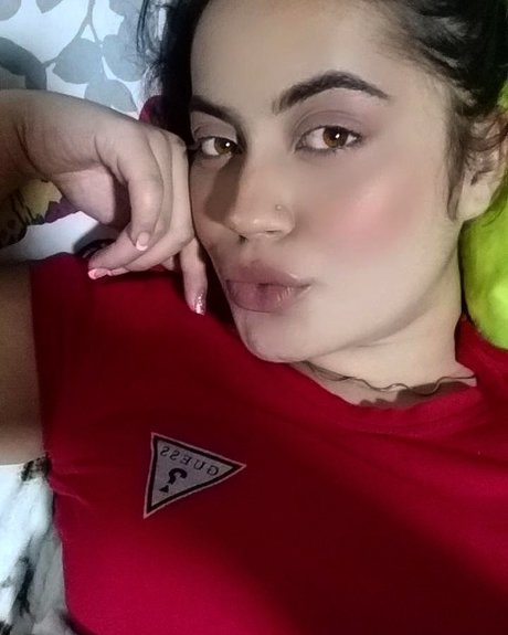 Naakte gelekte OnlyFans-foto van Tiffanybella