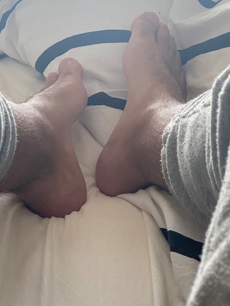 Naken läckt OnlyFans-bild av Piedi33
