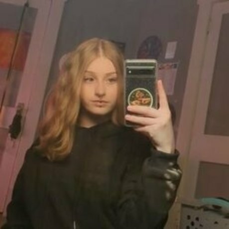 Nacktes geleaktes OnlyFans-Foto von Phoenix