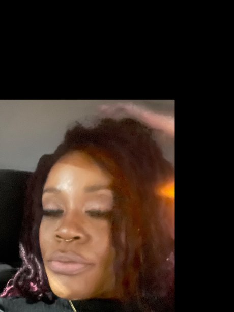 Alaston vuotanut OnlyFans-kuva Hunny Bunnzy