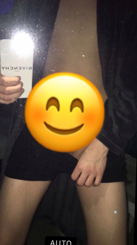 Обнаженная фотография утечки OnlyFans от Fooooxy