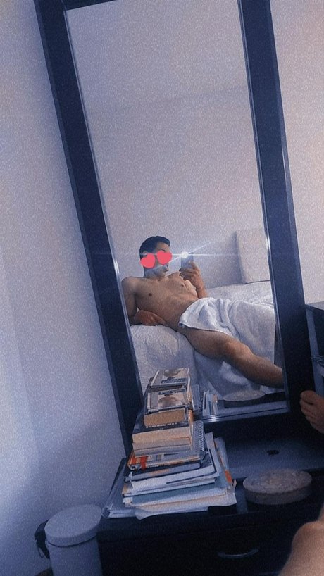 Alaston vuotanut OnlyFans-kuva Fabian Torrado