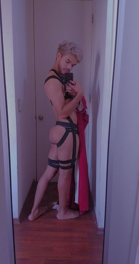 Nagie wyciekłe zdjęcie OnlyFans od Freedom Fuck