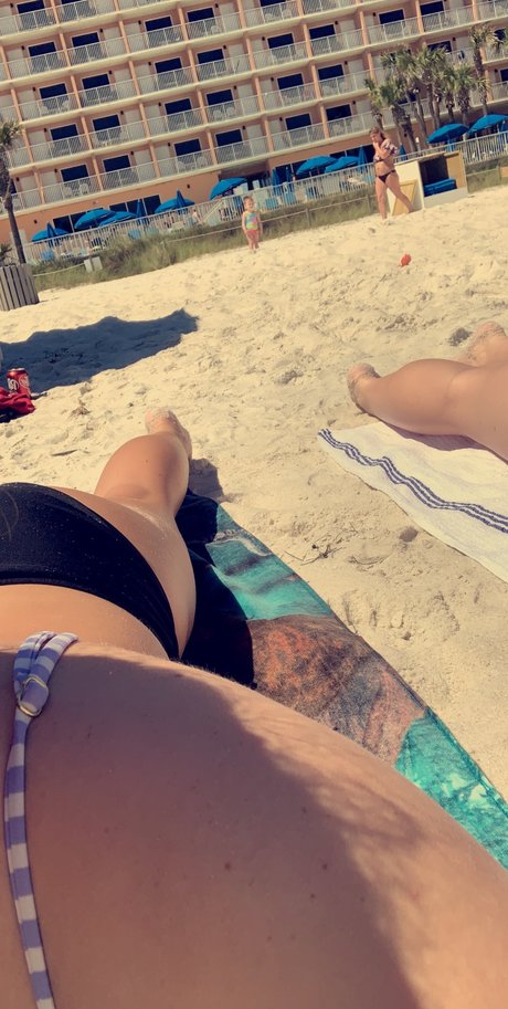 Nahá fotka uniklých OnlyFans od Hannah