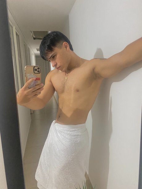 Nahá fotka uniklých OnlyFans od Cristian Prez