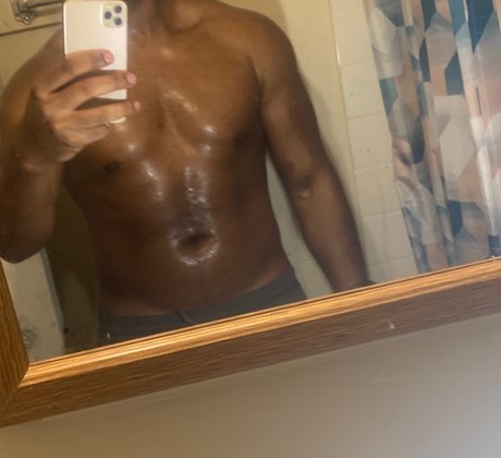 Nahá fotka uniklých OnlyFans od Therealsmoothty