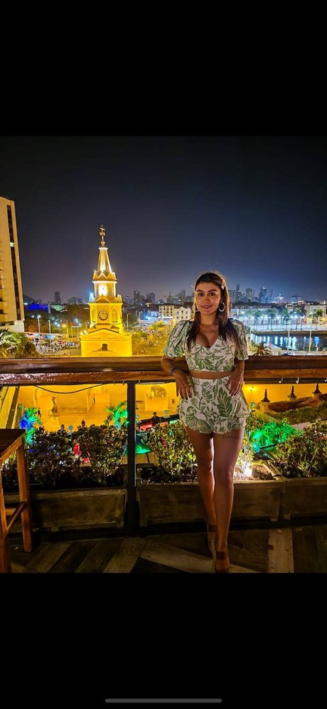 Naken läckt OnlyFans-bild av Marcelita Bellaquita