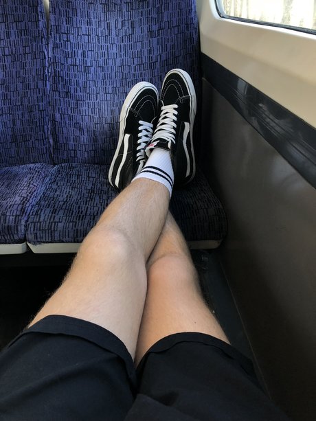 Обнаженная фотография утечки OnlyFans от Feet Boy