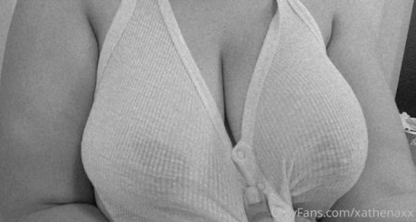 Обнаженная фотография утечки OnlyFans от Athena 