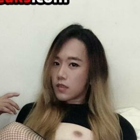 Photo nue de fuite OnlyFans de Charlotte Niya