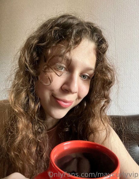 Maycurlyvip