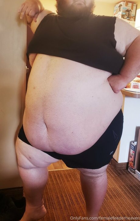 Nahá fotka uniklých OnlyFans od Femalefeederheaven
