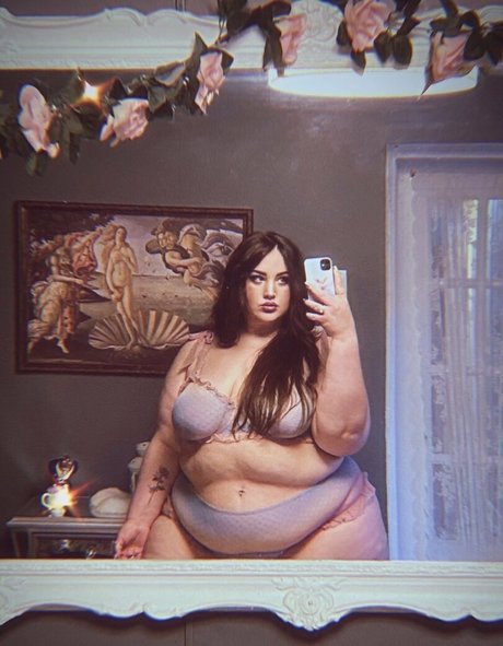 Nahá fotka uniklých OnlyFans od Plumpprincess