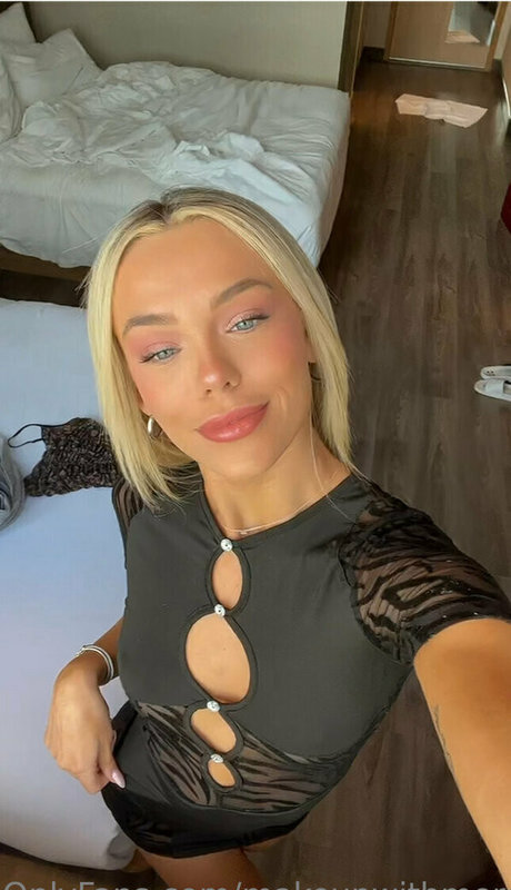Makeupwithmeredithh  nude leaked OnlyFans photo