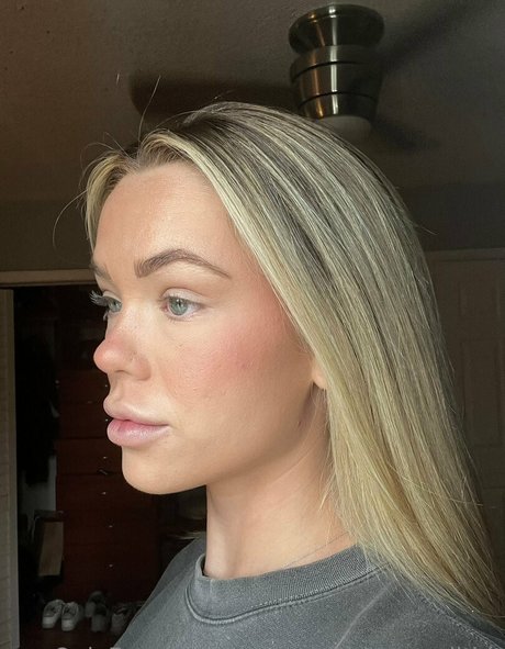Makeupwithmeredithh