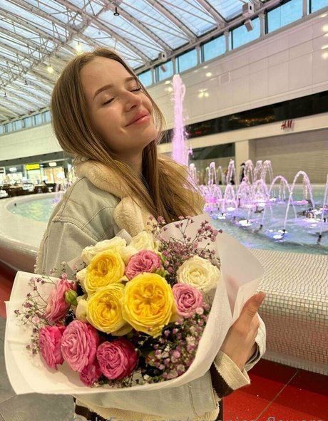 Naken läckt OnlyFans-bild av Veronicaflowers