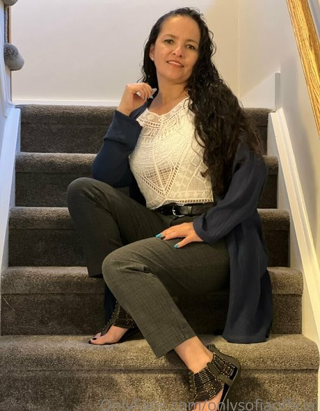 Naken lekkede OnlyFans-bilde av Onlysofiaofficial