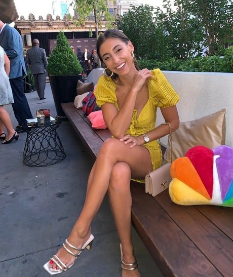 Nahá fotka uniklých OnlyFans od Andrea Helfrich