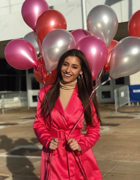 Nahá fotka uniklých OnlyFans od Andrea Helfrich