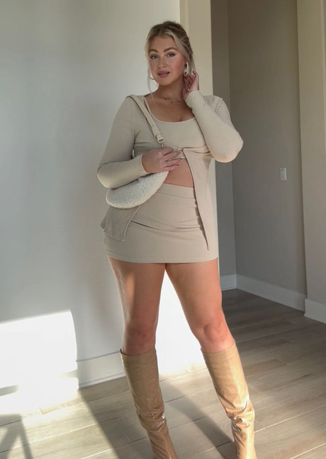 Iskra Lawrence