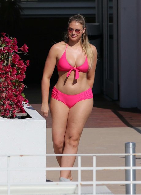 Iskra Lawrence