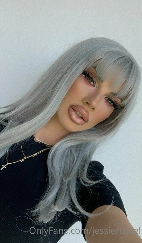 Nahá fotka uniklých OnlyFans od Jessierussel