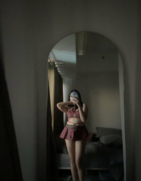 Naken läckt OnlyFans-bild av Sugaushi