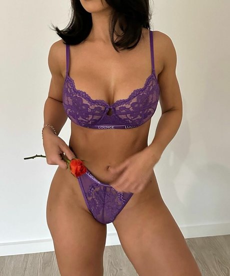 Naken lekkede OnlyFans-bilde av Amy Watchirs