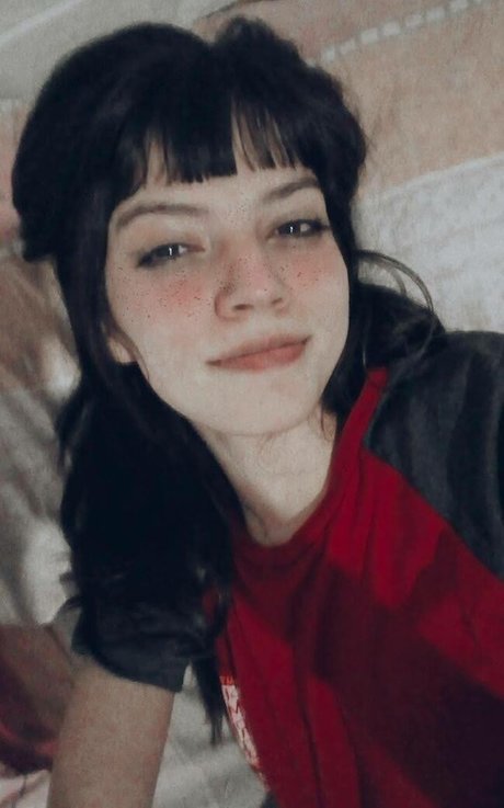 Nahá fotka uniklých OnlyFans od Kalysrra