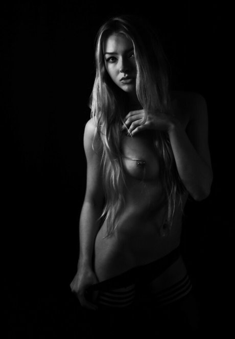 Foto nua vazada do OnlyFans de Alice Neale
