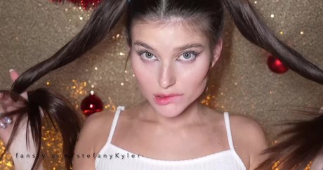 Nahá fotka uniklých OnlyFans od Stefany Kyler