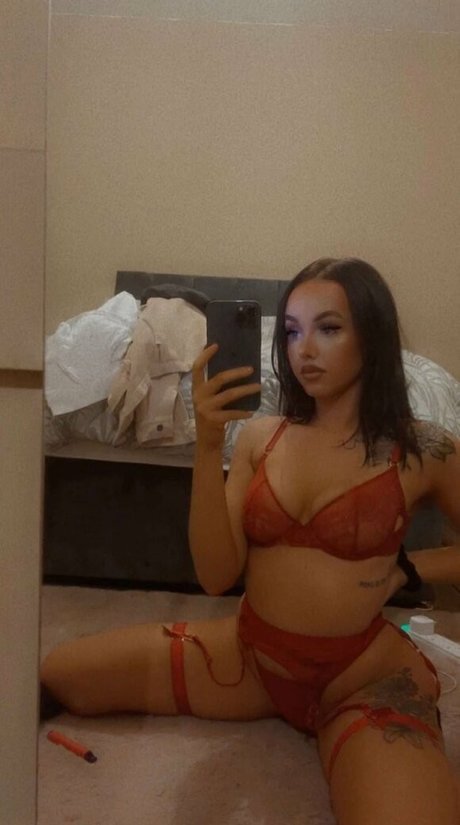 Nahá fotka uniklých OnlyFans od Letitarose