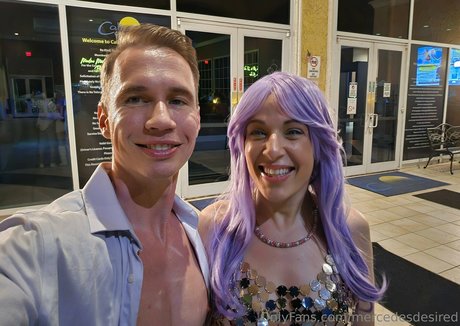 Alaston vuotanut OnlyFans-kuva Mercedesdesired