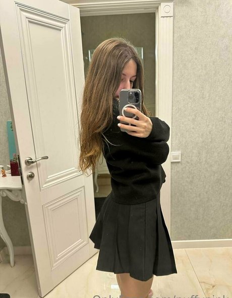 Nacktes geleaktes OnlyFans-Foto von Pollyylolly