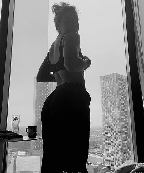 Leorose02
