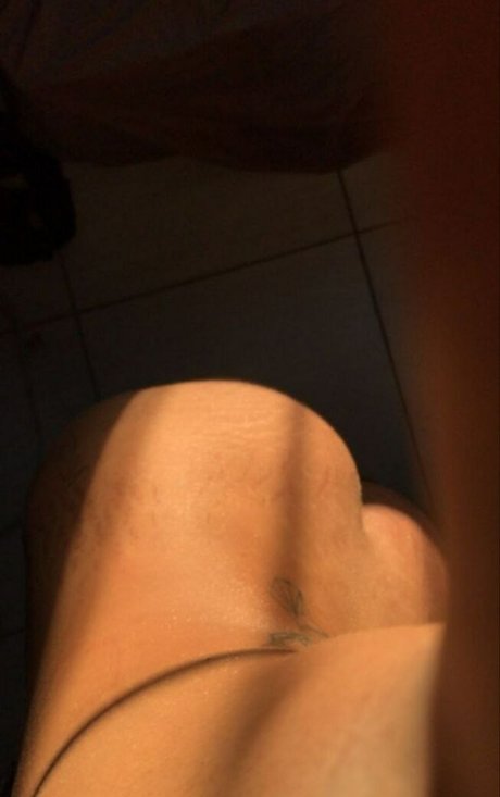 Naken lekkede OnlyFans-bilde av Kimberlly Ruanna