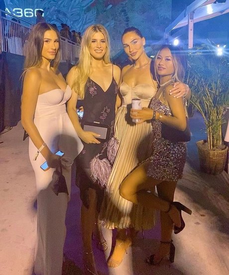 Обнаженная фотография утечки OnlyFans от Eugenie Bouchard