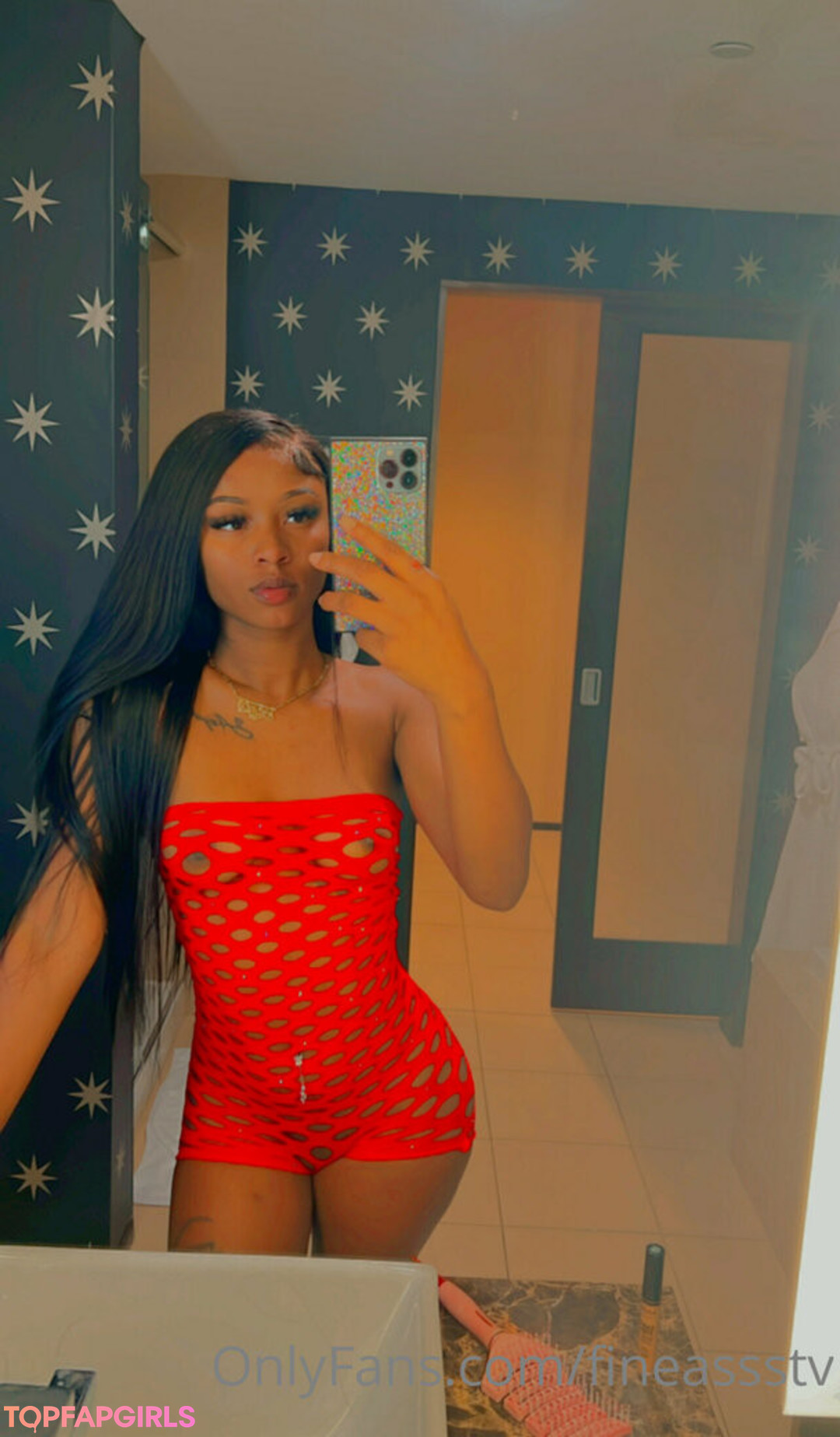 Alasti lekkinud OnlyFans-i pilt Fineasssstv #80