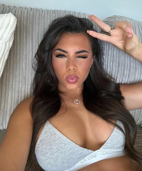 Naken lekkede OnlyFans-bilde av Paige Thorne