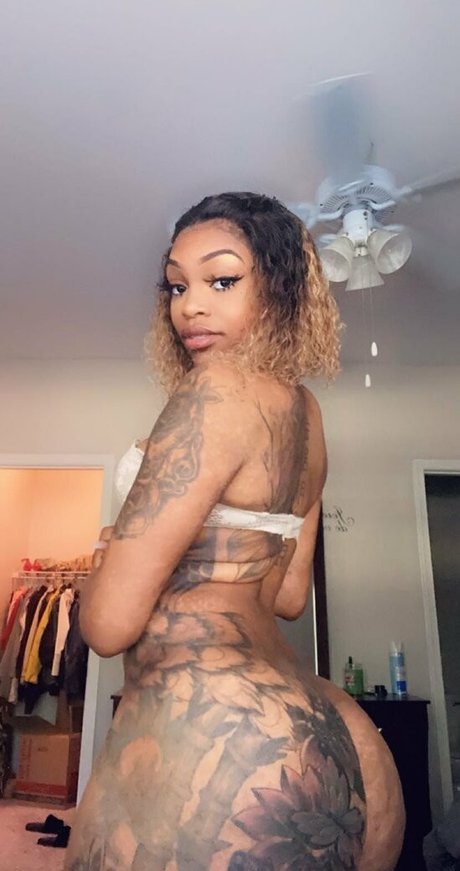 Foto desnuda filtrada de OnlyFans de Perfectprices