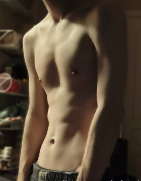 Foto di nudo di fuga di OnlyFans di Br4dical