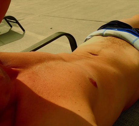 Naken lekkede OnlyFans-bilde av Nick